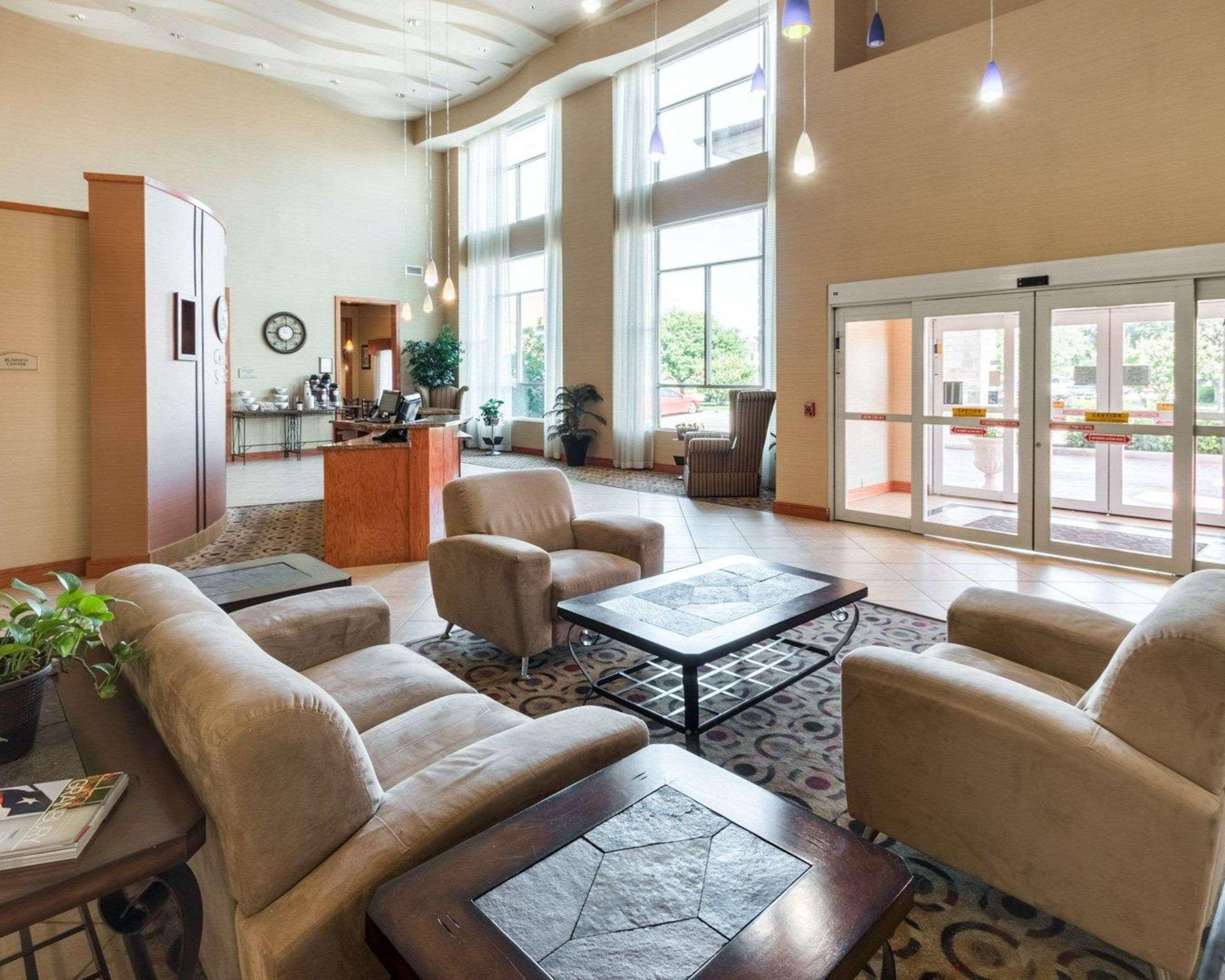 Comfort Suites Granbury Luaran gambar